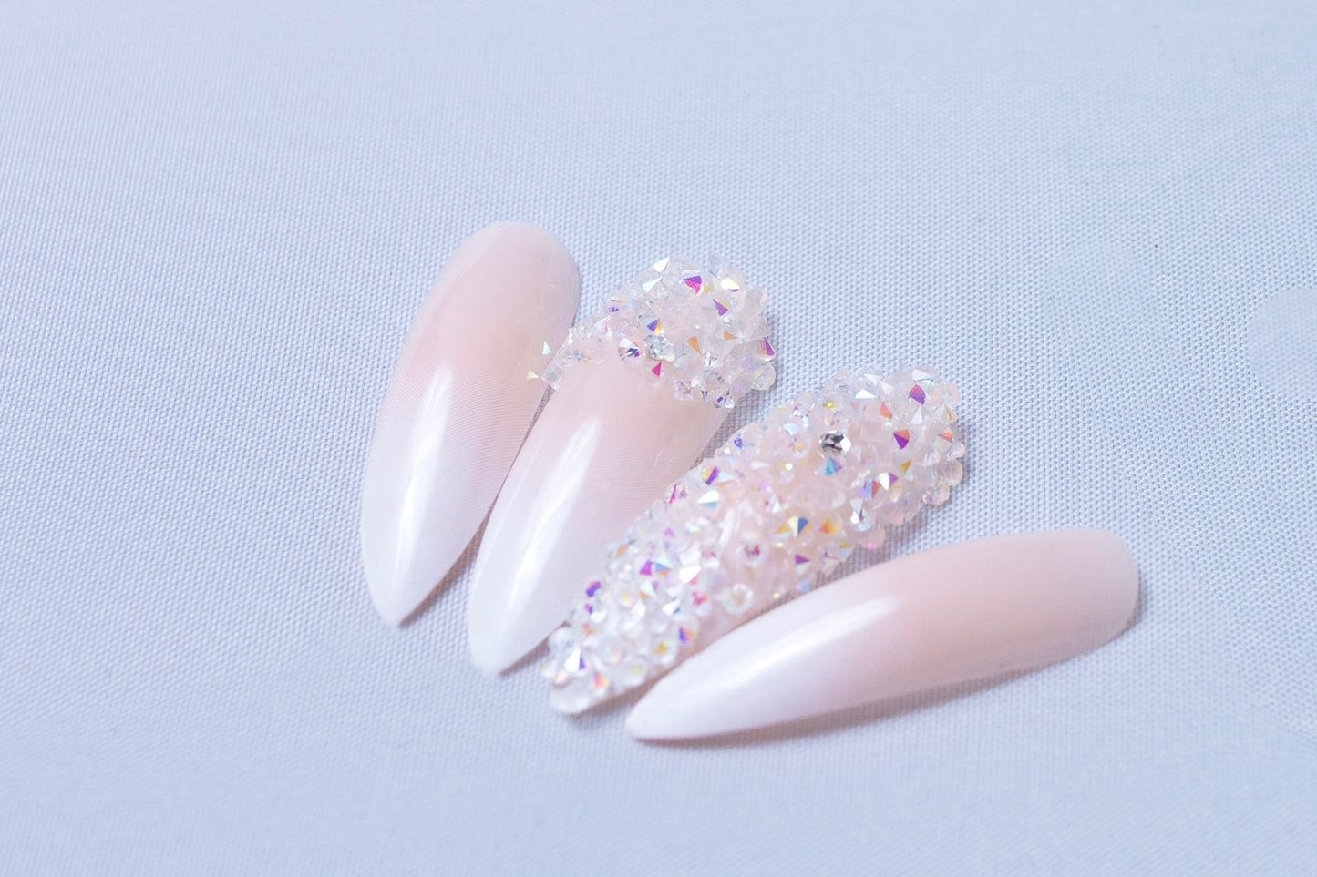 Cardi glam Press-on Nails